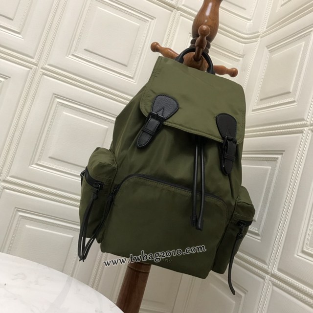Burberry專門店新款大號The Rucksack軍旅背包 巴寶莉男士雙肩背包大書包 yxb1146